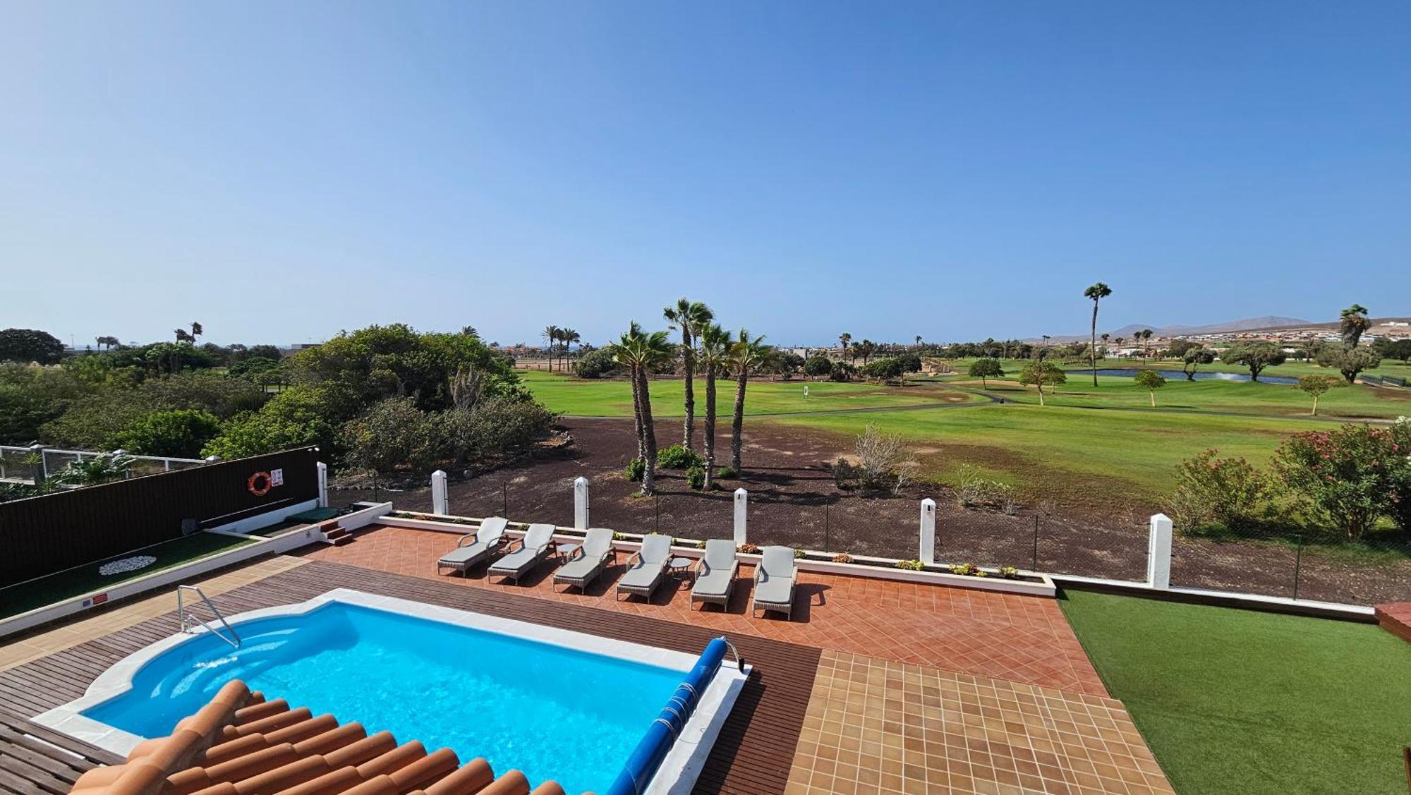 Villa Bonita On Golf In El Descanso ,Caleta Fuste-Fuerteventura 칼레타데푸스테 외부 사진