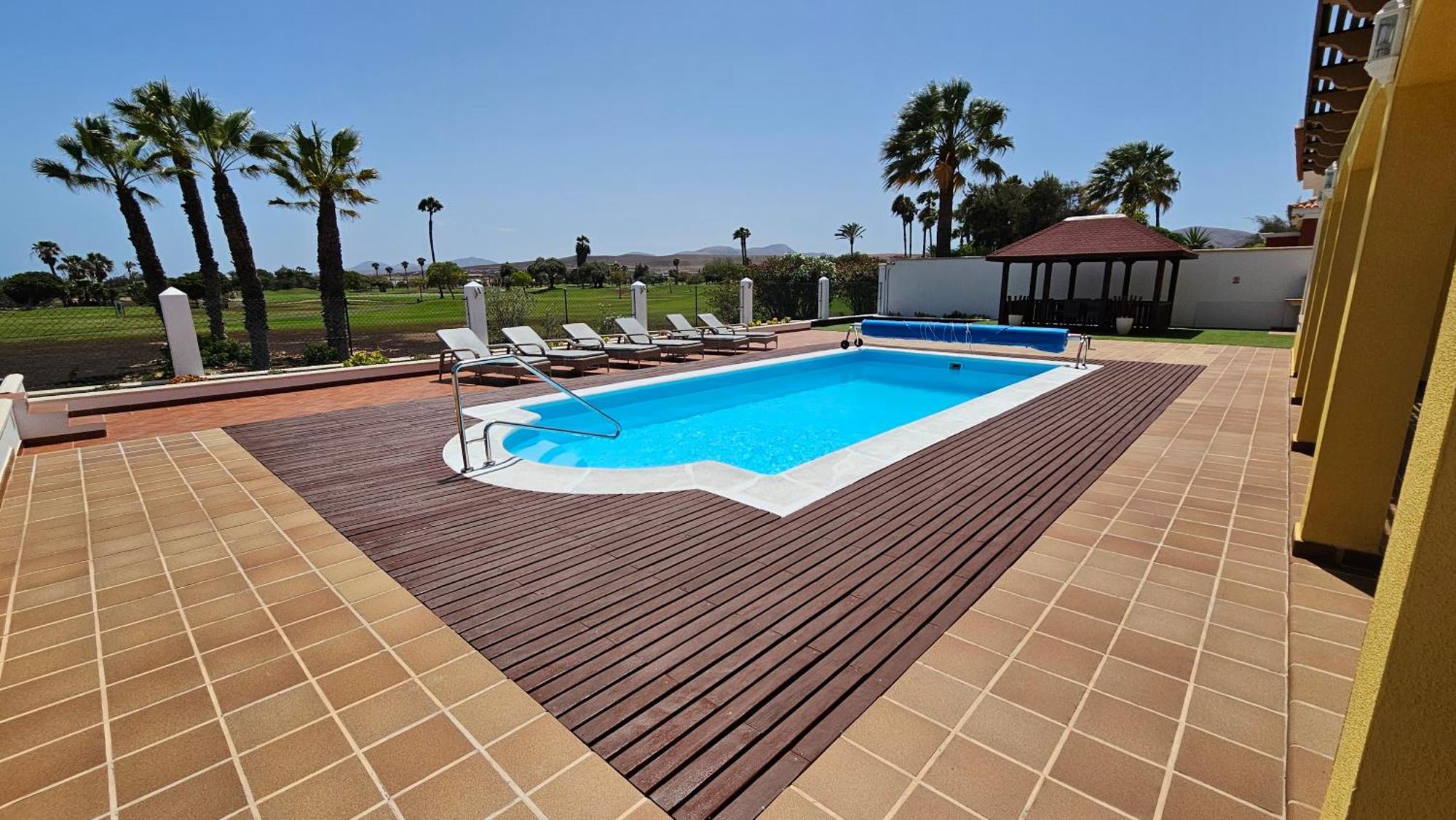 Villa Bonita On Golf In El Descanso ,Caleta Fuste-Fuerteventura 칼레타데푸스테 외부 사진